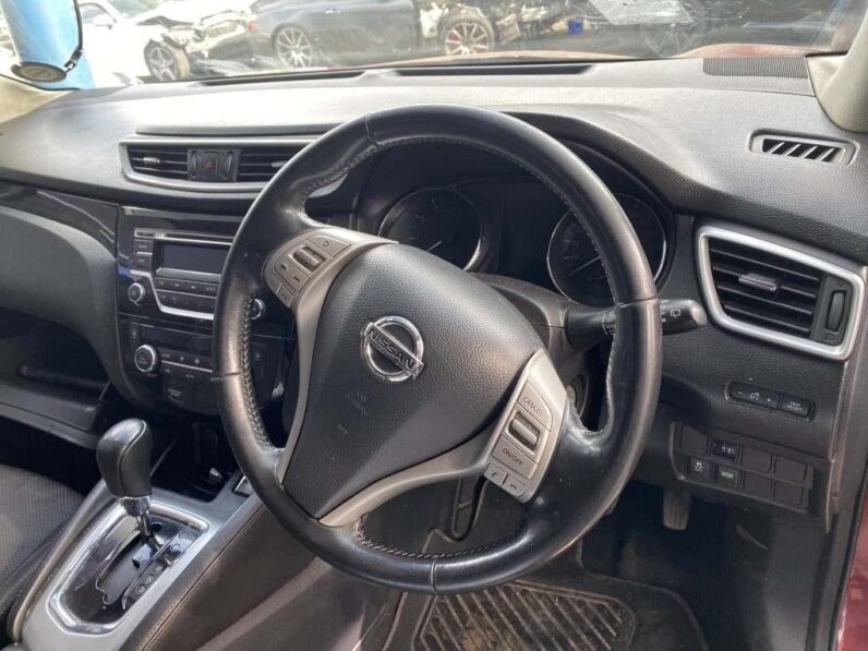 
								2016 NISSAN QASHQAI full									