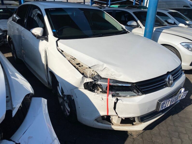 
								2013 VW JETTA full									