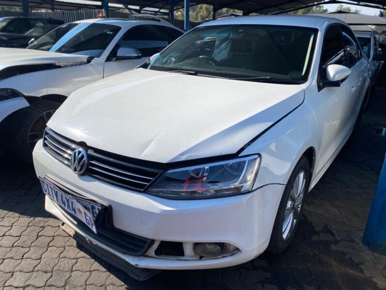 
								2013 VW JETTA full									