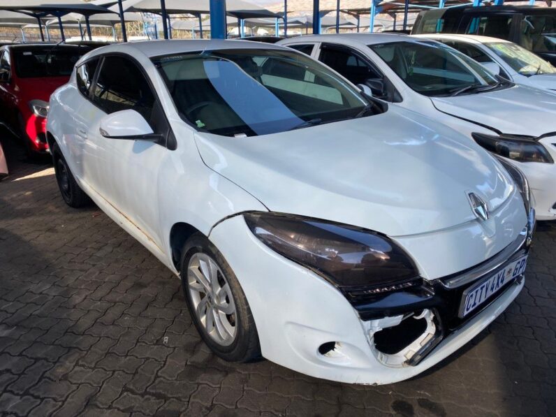 
								2012 RENAULT MEGANE full									