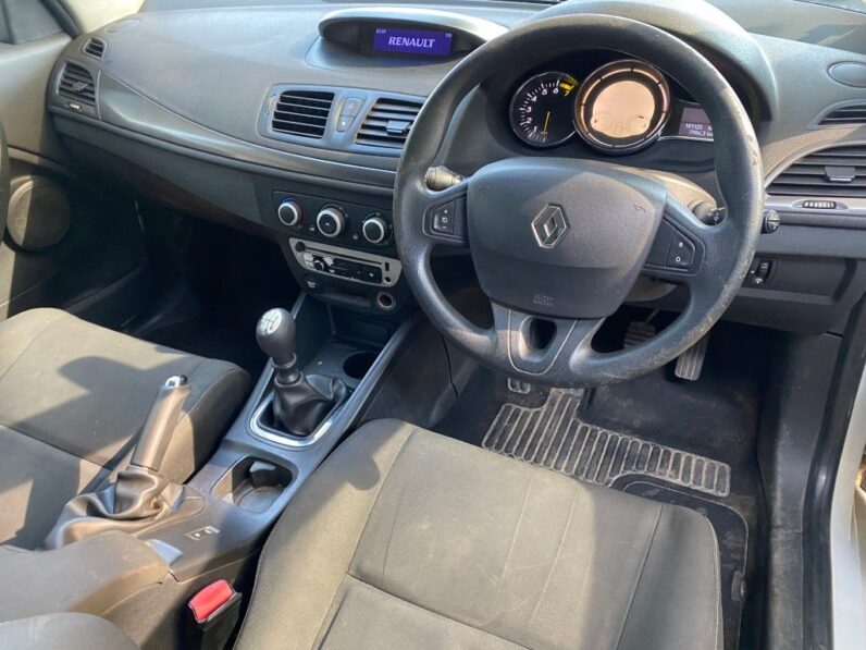 
								2012 RENAULT MEGANE full									