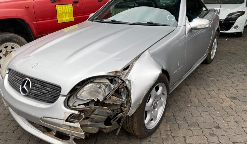 
								2001 MERCEDES BENZ SLK200 full									