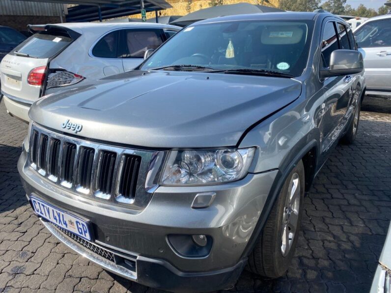 
								2012 JEEP GRAND CHEROKEE 3.6 full									
