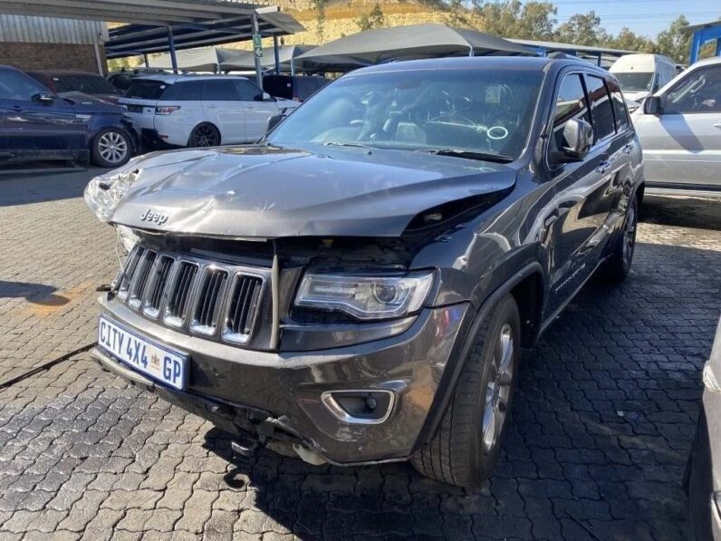 
								2015 JEEP GRAND CHEROKEE 3.6 full									