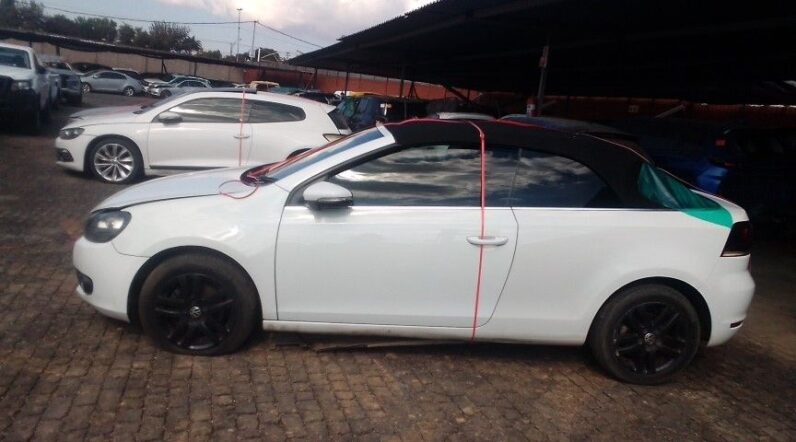 
								2012 VW GOLF VI 1.4 TSi CABRIOLE full									