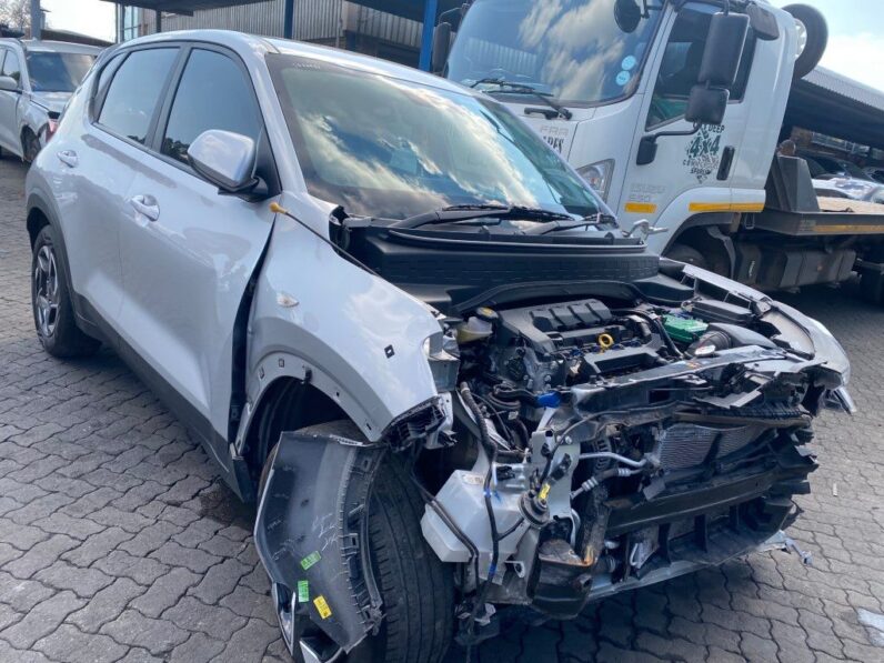 
								2024 KIA SONET 1.5 LX full									