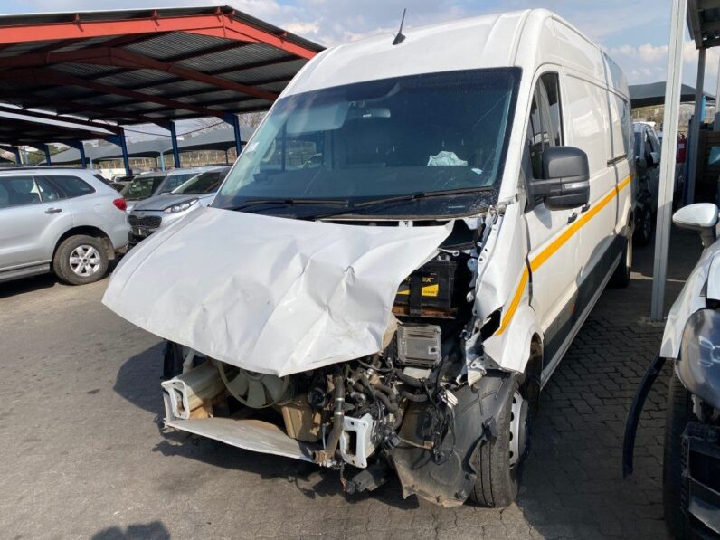 
								2025 VW CRAFTER 35 120 F/C P/V full									
