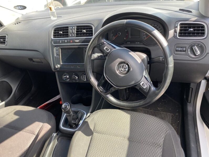 
								2021 VW POLO 1.6 full									