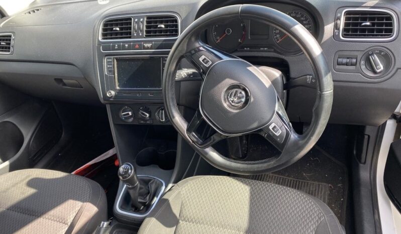 
								2021 VW POLO 1.6 full									