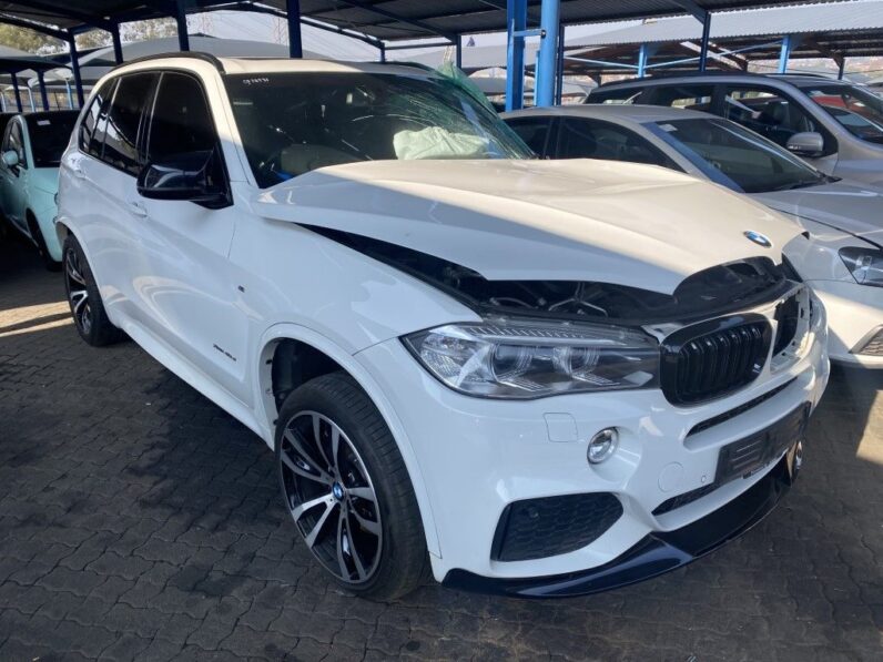 
								2015 BMW X5 XDRIVE 4.0DA/T full									
