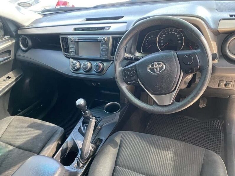 
								2016 TOYOTA RAV 4 2.0 GX full									