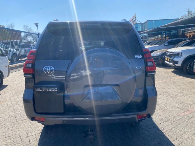 
								2021 TOYOTA PRADO VX 2.8 GD A/T full									
