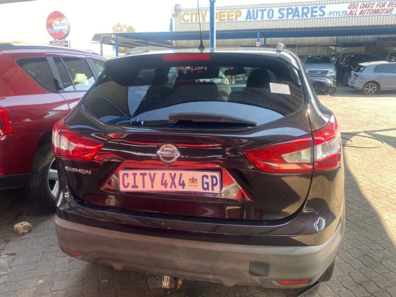 
								2016 NISSAN QASHQAI full									