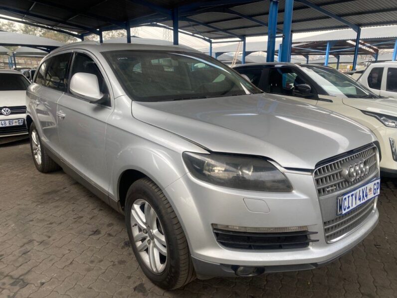 
								2007 AUDI Q7 full									