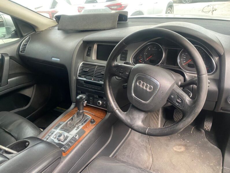 
								2007 AUDI Q7 full									