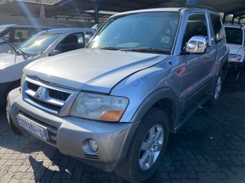 
								2005 MITSUBISHI PAJERO 3800i SWB full									