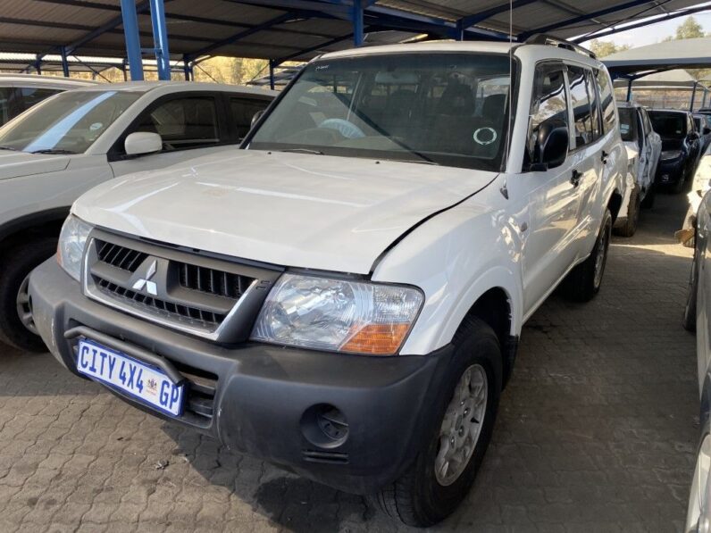 
								2006 MITSUBISHI PAJERO 3200 DID full									