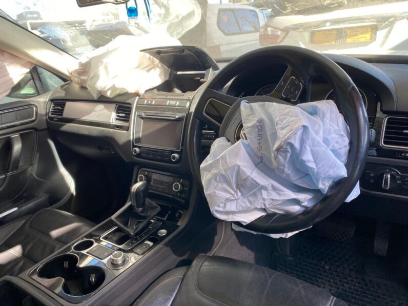 
								2016 VW TOUAREG GP 3.0 V6 TDI full									