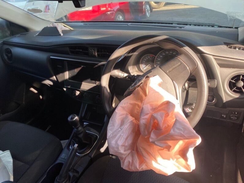 
								2023 TOYOTA COROLLA QUEST 1.6 full									