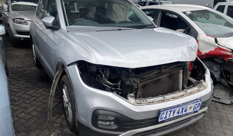 
								2023 VW T CROSS 1.0 TSI full									