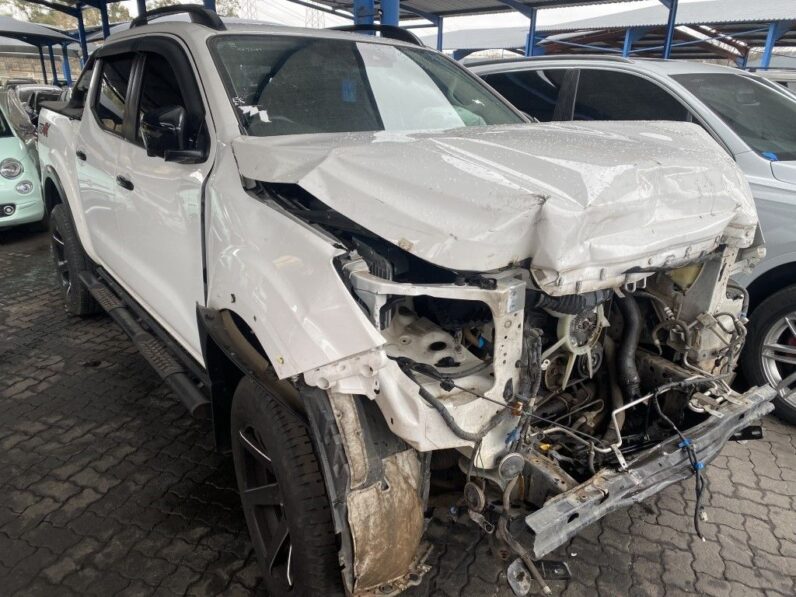 
								2022 NISSAN NAVARA 2.5 DDTi PRO full									