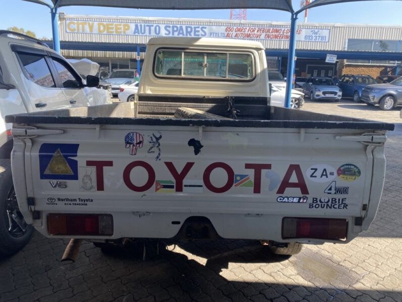 
								2012 TOYOTA LAND CRUISER 79 4.0 full									