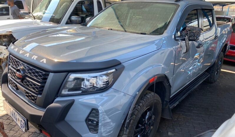 
								2021 NISSAN NAVARA 2.5 DDTi 4X4 full									
