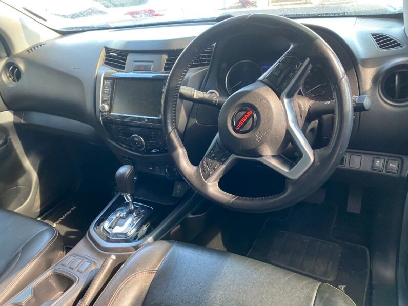 
								2021 NISSAN NAVARA 2.5 DDTi 4X4 full									