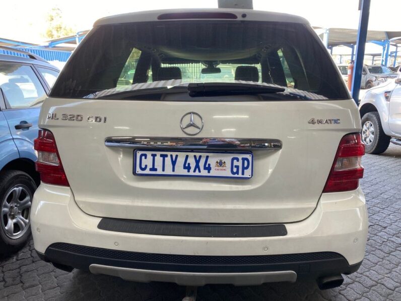 
								2008 MERCEDES BENZ ML320 CDi full									