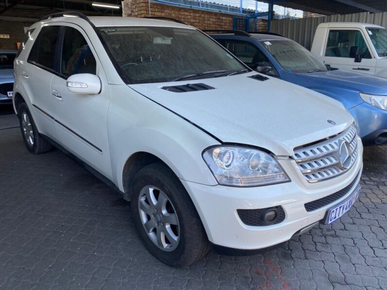 
								2008 MERCEDES BENZ ML320 CDi full									