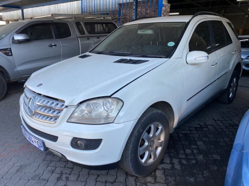 
								2008 MERCEDES BENZ ML320 CDi full									